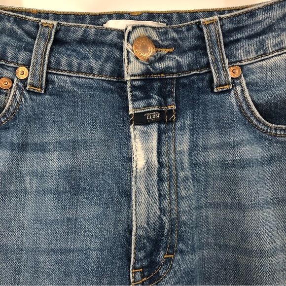 Closed 26x27 DAY High Rise Mom Tapered Jeans Italy 0104 revolve - Picture 5 of 13